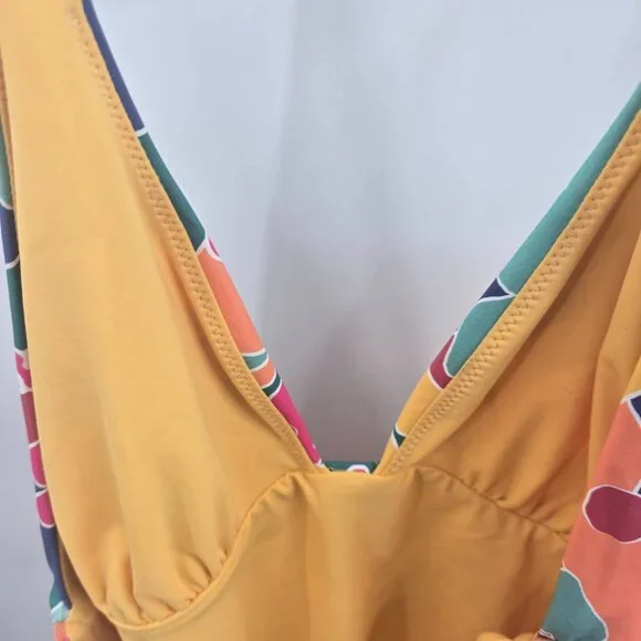Marine Layer Yellow Tropical Plunge Reversible One Piece Swimsuit Medium NWOT - Picture 6 of 12